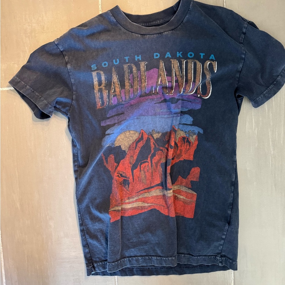 Badlands Graphic women’s T-Shirt - Blue
